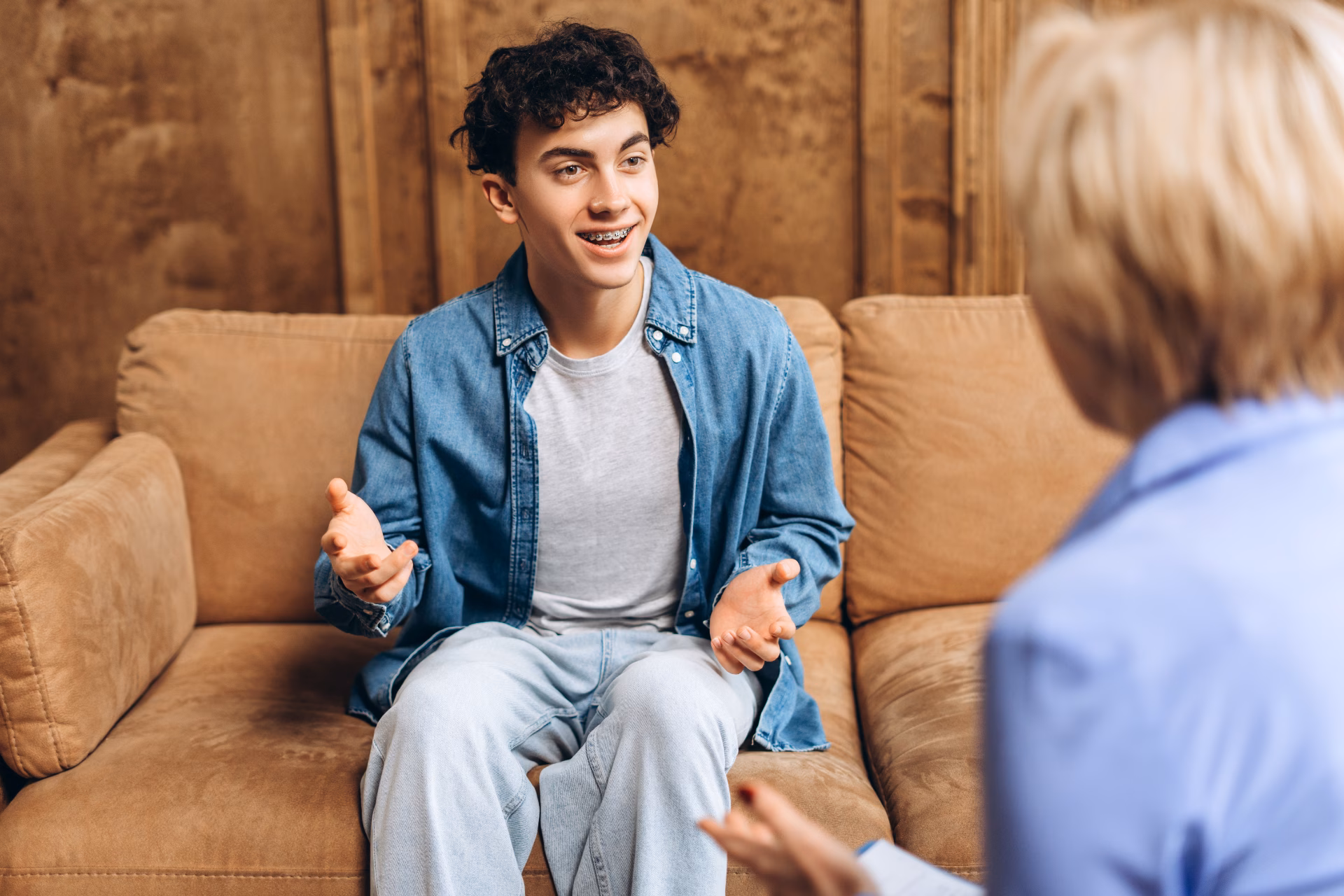 female psychologist talking and helping male stude 2026 01 09 09 54 00 utc converted